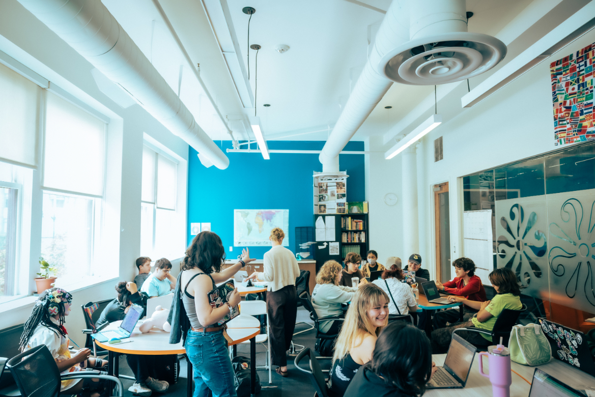 extracurriculars image